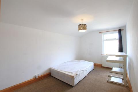 45 Gordon Road, Southall, UB2 5QE
