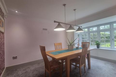 25 Lowbrook Lane, Tidbury Green, Solihull, B90 1QR