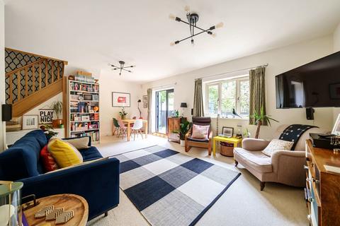 3 bedroom semi-detached house for sale - Beech End, Micheldever Station, Winchester, Hampshire, SO21
