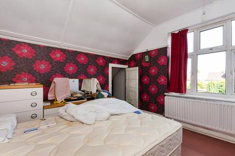 134 Burnt Oak Lane, Sidcup, DA15 9BN