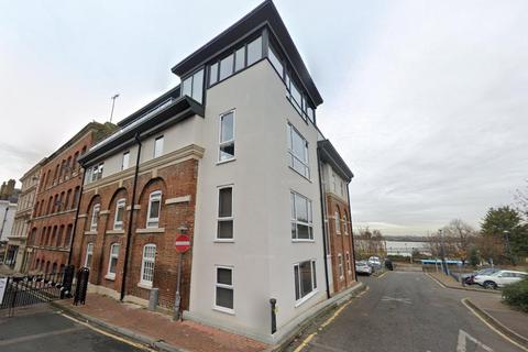1 bedroom flat to rent - Thames View Court, High Street, Gravesend