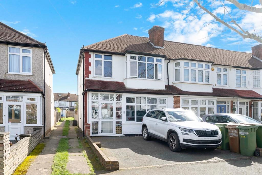 Brocks Drive, Cheam 3 bed end of terrace house for sale £560,000