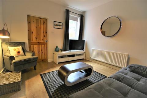 35 Haden Hill, Wolverhampton, WV3 9PT