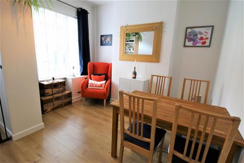 35 Haden Hill, Wolverhampton, WV3 9PT