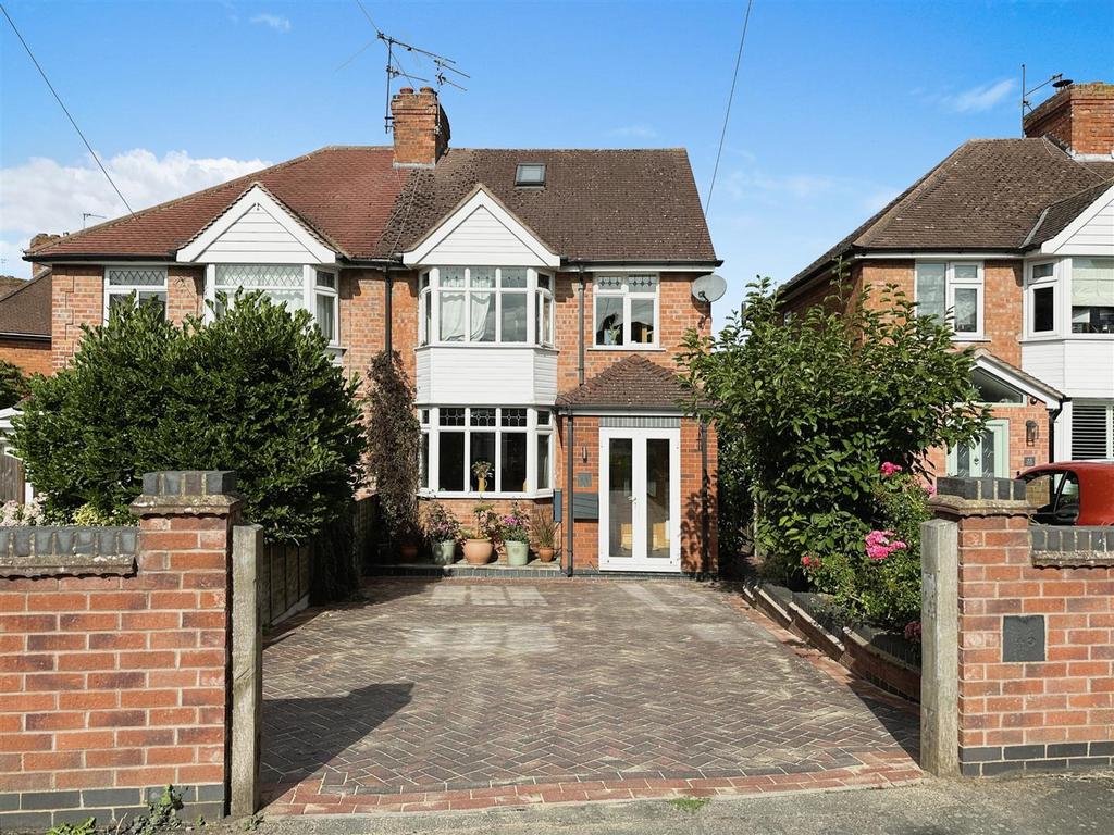 Taylor Avenue, Leamington Spa 3 bed semidetached house for sale £375,000