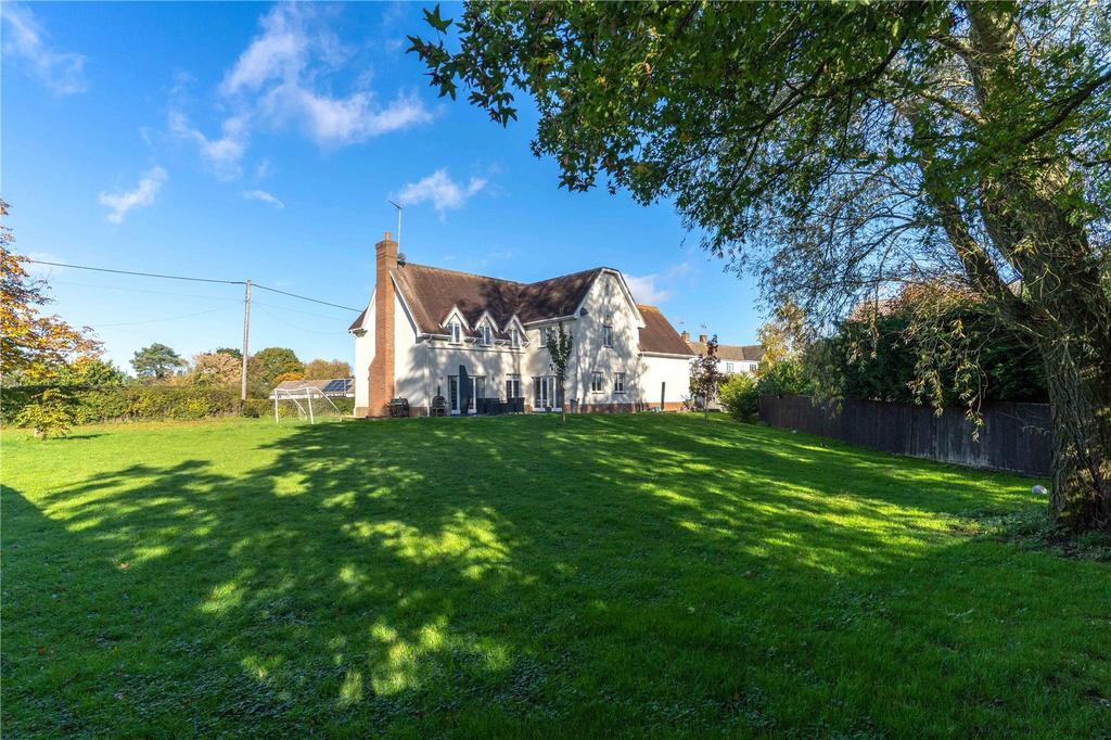 Bannister Green Felsted Dunmow Essex Cm6 5 Bed Detached House For