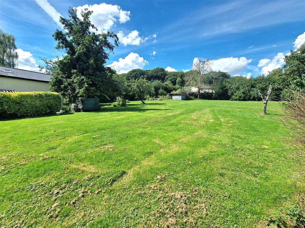 Shaw Common, Oxenhall, Newent 4 bed detached house for sale £625,000