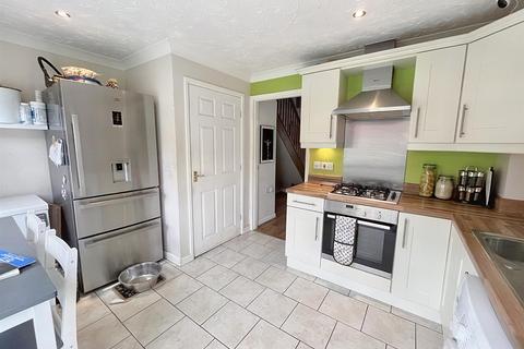 2 bedroom end of terrace house for sale, Westside, Spalding