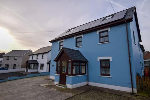6 bedroom detached house for sale - Crymych