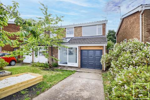 3 bedroom semi-detached house for sale - Minley Avenue, Birmingham B17