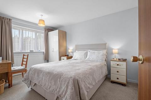 2 bedroom semi-detached bungalow for sale - Calmere Close, Coventry CV2