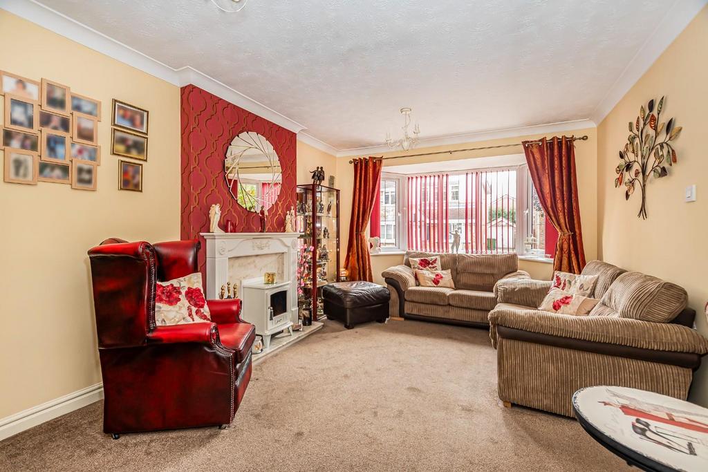 Rowan Avenue, Beverley, HU17 9UN 2 bed detached bungalow for sale £