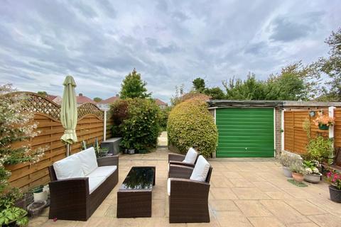 43 Raleigh Avenue, Hayes, UB4 0EE