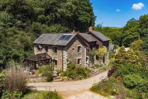 6 bedroom detached house for sale, Near Truro