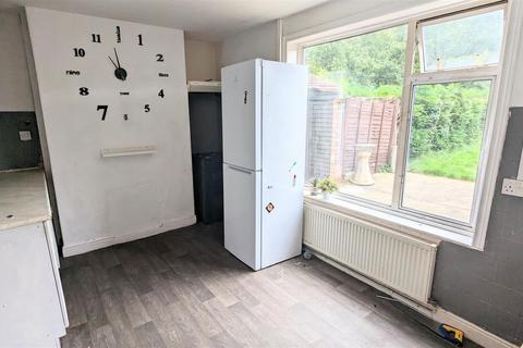 2 bedroom semi-detached house for sale, Lilac Avenue, York, YO10 3AT