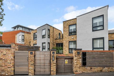 4 bedroom house to rent - Coachworks Mews, Pattison Road, Hampstead, NW2