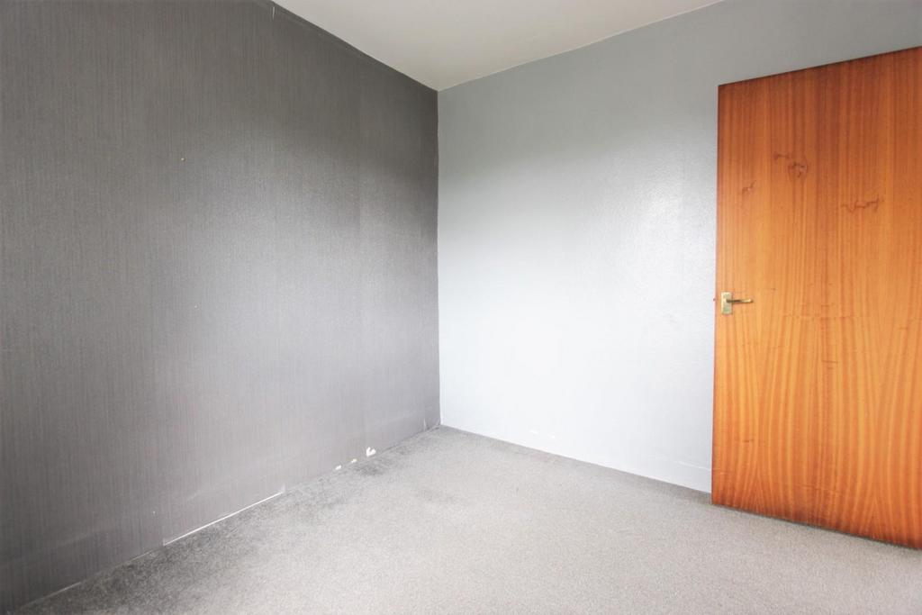 5. bedroom 2 (1).jpg