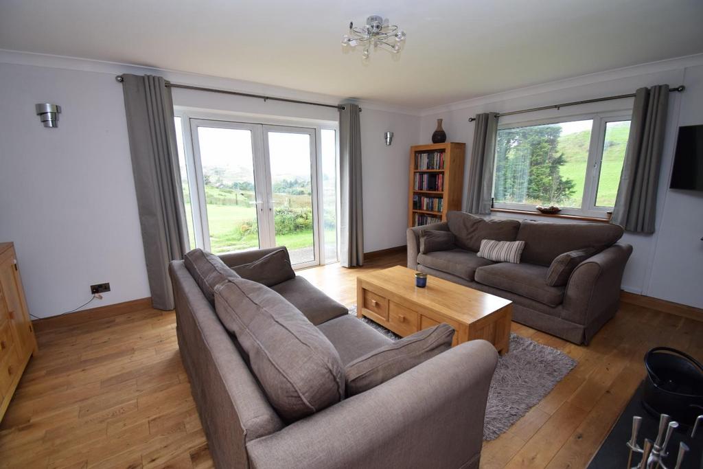 Living Room to French Doors.JPG