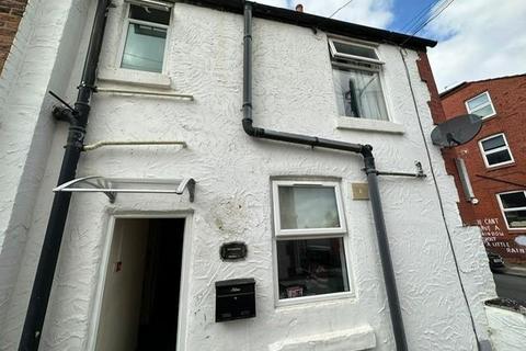Guest house to rent, Seabank Road, New Brighton, CH45