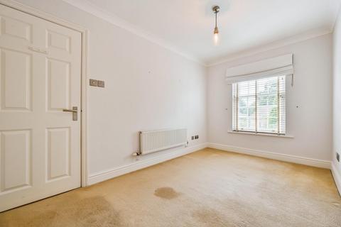 8 Cotton Close, Alrewas, Burton-on-trent, DE13 7BF