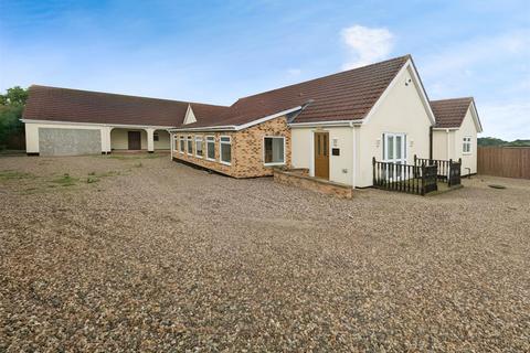 3 bedroom bungalow for sale, Whessoe Road, Darlington