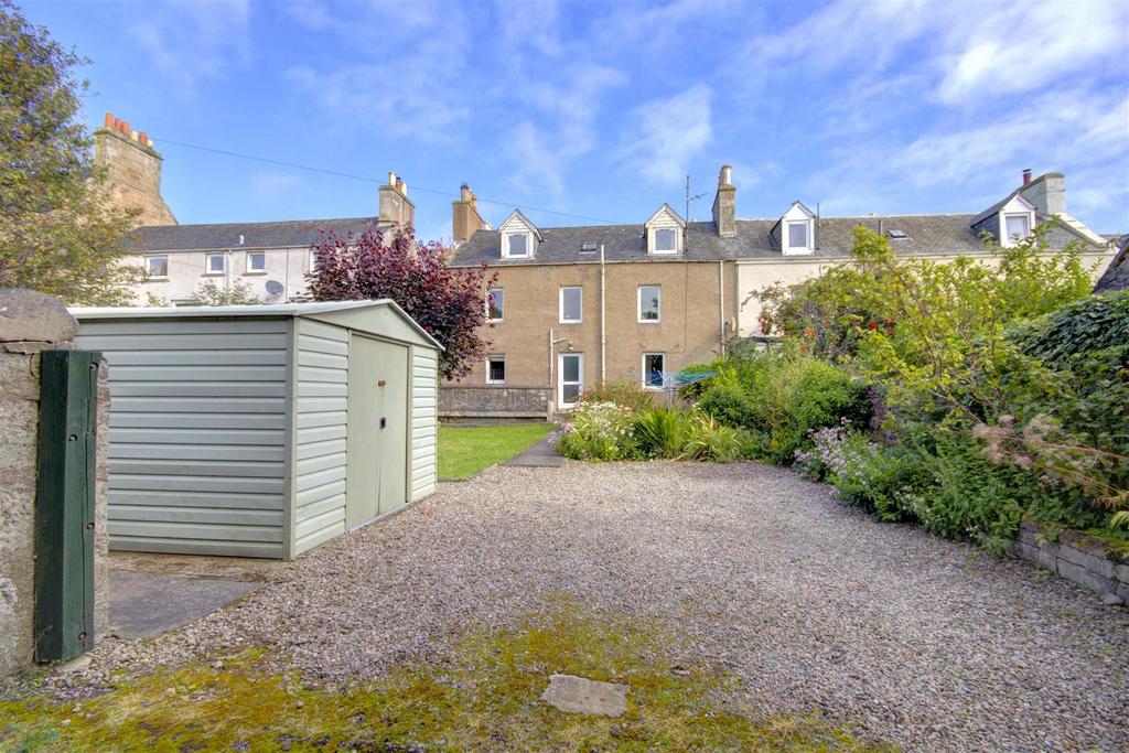 18 Dunrobin Street, Helmsdale, Sutherland KW8 6JA 4 bed semidetached