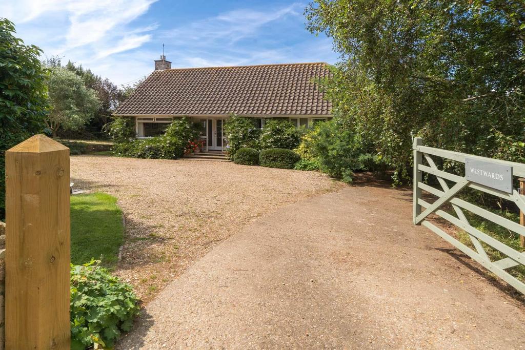 Hulverstone, Isle Of Wight 4 bed detached bungalow £695,000