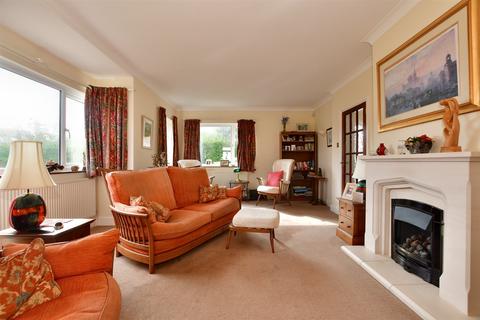 4 Queens Avenue, Birchington, CT7 9QN