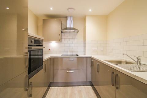 1 bedroom retirement property for sale, Yates Lodge, 118 Victoria Road, Farnborough , Hampshire, GU14