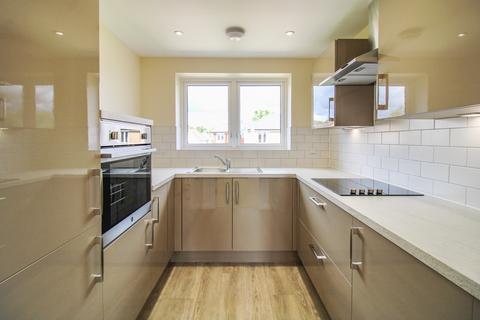 2 bedroom retirement property for sale, Yates Lodge, 118 Victoria Road, Farnborough , Hampshire, GU14