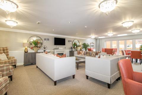 2 bedroom retirement property for sale, Yates Lodge, 118 Victoria Road, Farnborough , Hampshire, GU14