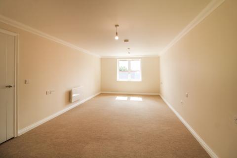 2 bedroom retirement property for sale, Yates Lodge, 118 Victoria Road, Farnborough , Hampshire, GU14
