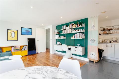 2 bedroom apartment for sale, Angel Waterside, Islington, N1
