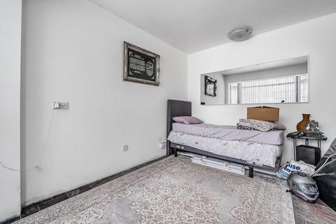 16 Oldstead Road, Bromley, BR1 5RW