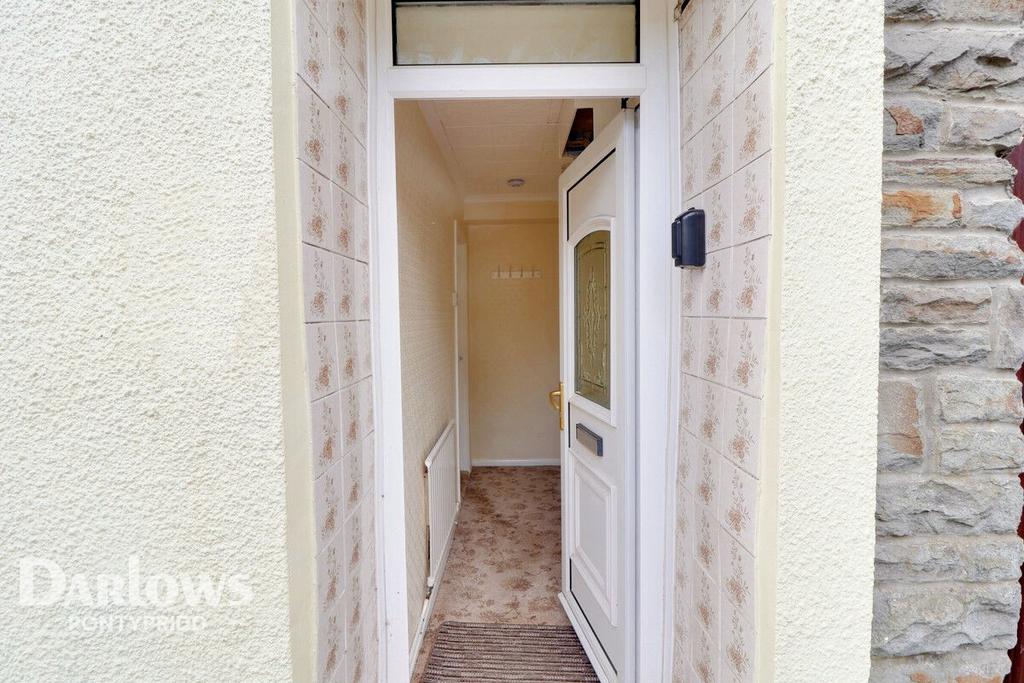 Cardiff Road, Pontypridd 2 bed terraced house for sale £120,000