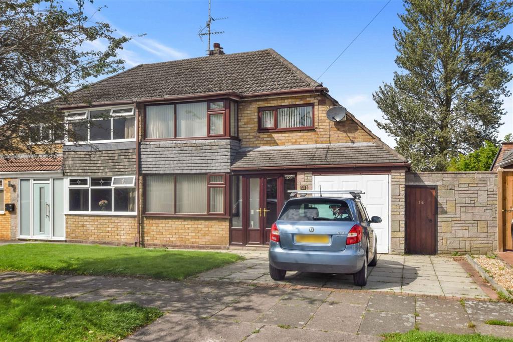 Lynton Crescent, Widnes 3 bed semidetached house for sale £250,000