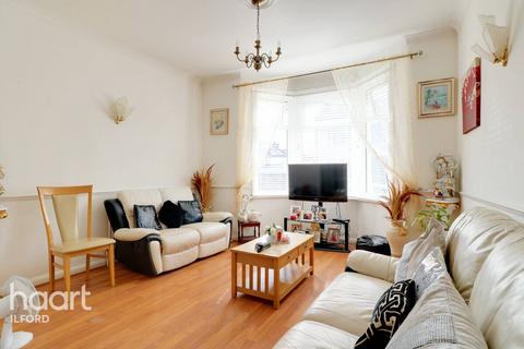 3 bedroom terraced house for sale, Henley Road, Ilford