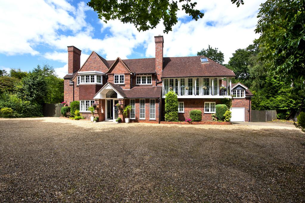 Park Drive, Little Aston Park 5 bed detached house £2,225,000
