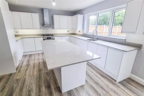 79 Essex Road, Romford, RM7 8BB