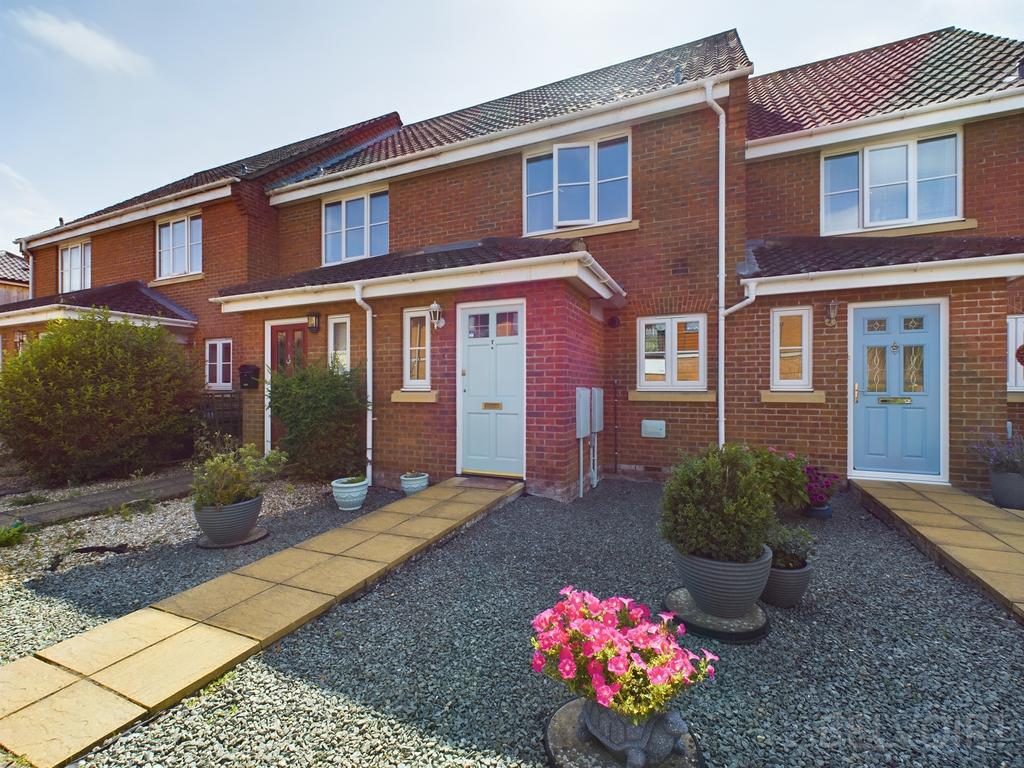 Gregor Shanks Way, Watton, IP25 2 bed terraced house £190,000