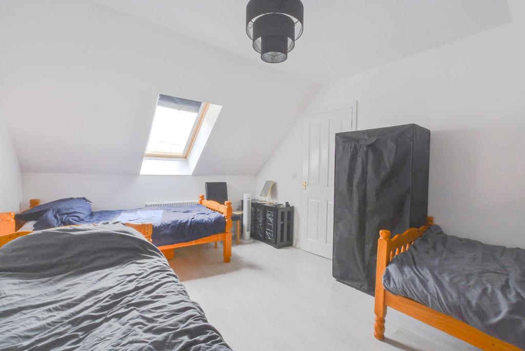Bedroom 3 (Double)