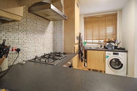 2 bedroom flat for sale, 17  Upper Brook Street, Winchester SO23 8AL