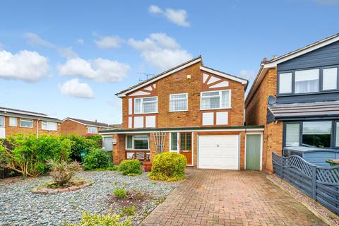4 bedroom detached house for sale, Exmoor Close, Wigston LE18