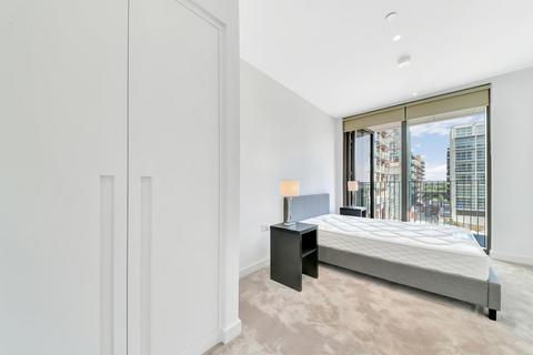 2 bedroom apartment to rent, Commodore House, Royal Wharf, London, E16