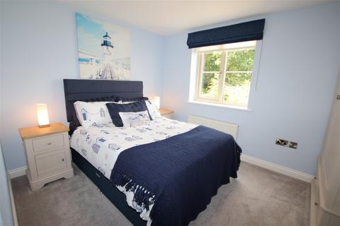 8, Keresforth House Dark Lane, Barnsley, S70 6RZ