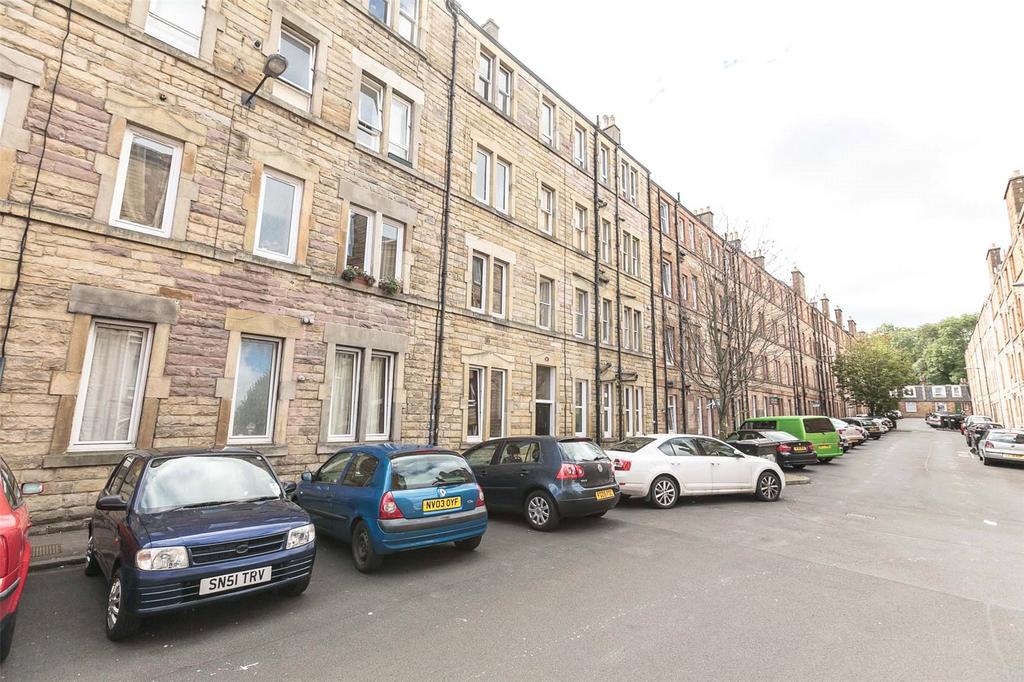 Milton Street, Edinburgh, EH8 1 bed flat £795 pcm (£183 pw)