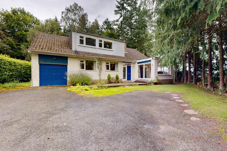 Coupar Angus Road, Blairgowrie PH10 4 bed detached house for sale £330,000