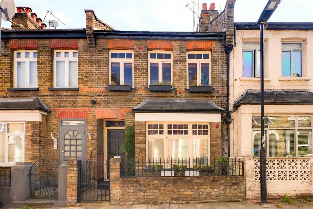 Clapton Passage, Lower Clapton, London, E5 1 bed flat for sale £475,000