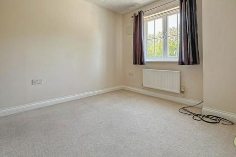 9 Howell Close, Arborfield, Reading, RG2 9GN
