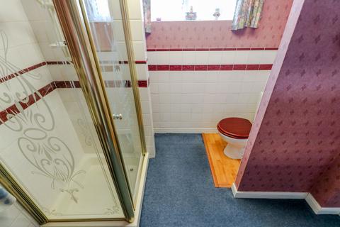 1 Ravens Close, Enfield, EN1 3UR